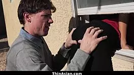 Asian delivery girl stuck in window, fucked by two boys 😏 thinasian