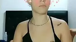 hey colombian teen, let's have some amateur fun