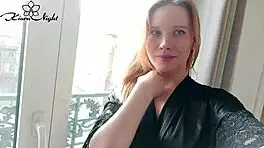 Babe sends sexy video from Paris, masturbating