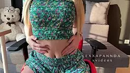 Babe masturbates alone after breakup