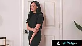 girlsway - annoyed babe eliza ibarra fingers and scissors her hot roommate whitney wrights pussy
