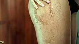 Petite 18+ Teen Twerking Softly in Solo Dance