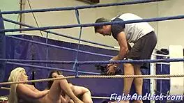 Petite Beauty Pussylicked By Babe