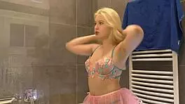 Blonde College Girl In Hot Lingerie Shows Booty And Assets