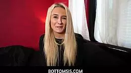 Bottomsis offers sloppy blowjob for chores to stepbro