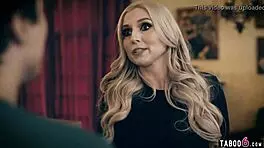 Young guy made a move on lonely milf