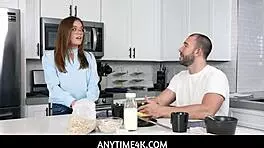 rent or free use these nude girls, katie kush and theodora day offer blowjobs