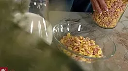 jennifer flex ardent anal in kitchen 😏