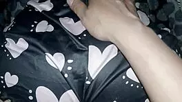 xxx hot girl likes to play in bed 😏