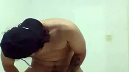 shaving smooth body led to horny ass shaking 😜