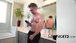 Dilf pounds babysitter's step daddy issues away.