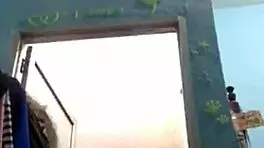 Indonesian Girl Taking Bath On Webcam