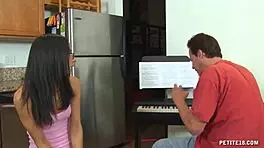 Teen babes pays for her lesson offering her pussy 😏