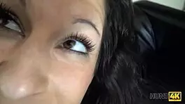 Hunt4k Kerl Nimmt Geld Von Jäger An Der Seine Kleine Freundin Ficken Wollte