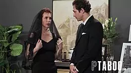 tattooed woman receives tribute amid condolences