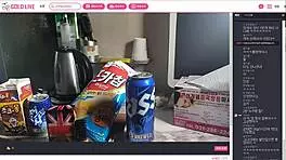 Korean Couple Engages in Amateur Hotel Sex with Passionate Positions and Close-Ups