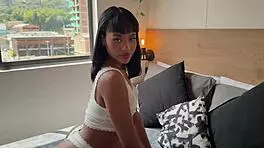 Gorgeous ebony girl has her huge ass bouncing on my cock - brittany taylor
