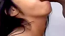 This Yucatecan woman is a delicious petite brunette with long hair and brown eyes.