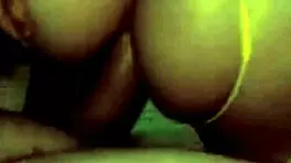 novinha estudante sentando com cuzinho apertado na pica grossa do amigo da escola