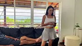 Rutina de ejercicio termina en follada salvaje