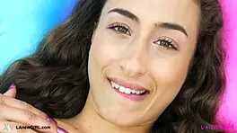 Mesmerizing Brunette Beauty Shows Her Body