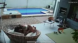 Photographer fucks friend's wife model in leaked footage.