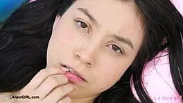 Asian Teen Model Shows Her Body