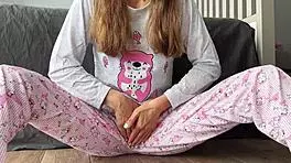 Stepsister Small Boobs In Pajama Gets Finger Fucked And Squirts Cum Close Up