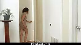 Unexpected walk-in leads to group activity in family setting - FamLust