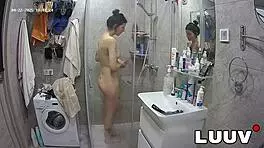 Luuv Beautiful Girl Alice Takes A Shower On An Amateur Reality Show