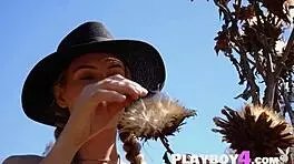 Hot Australian Blonde Milf Model Jennifer Love Posed Outdoor And Exposed Perfect Ass