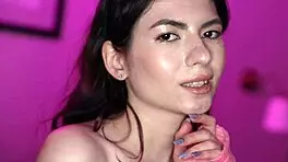 Slim Chick Luna Lynx Intense Anal Fucking