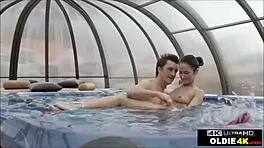 Teen with fetish offers mouth & pussy to older man