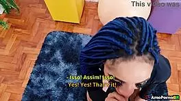 Estudante inocente de 18 anos fazendo boquete pela primeira vez - amopornobr