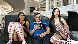 Stepdaughter Lick Pussy Of Stepmommy