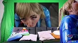 NOW THATS WHAT I CALL A SLUTTY COSPLAY GIRL