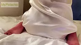 Horny Iranian Bride Masturbates Hot While Husband Is Away For Weeks