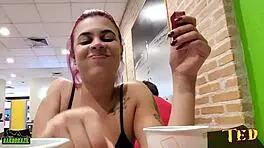 novinha flashes tits and pussy while eating at mcdonalds