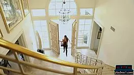 The gamer teen revealed her tight shaved body.