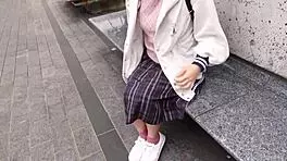 Young Babe Blowjob With Intense Cumshot