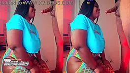 beauty gets sloppy and snatches souls with wet blowjob