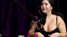 hey, she masturbated on the beach, never tried swingers but did threesome, loves spitting on tits 😈 - nathalia dias