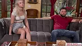 Teen stepdaughter banged by stepdad while stepmom is away