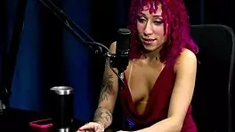 Seu limite é ficar 4 horas metendo, falaram que o binho ted abusava das mulheres, pediram para ela peidar, contou o que deixa a buceta escorrendo e seus objetivos - tiffany carioca.