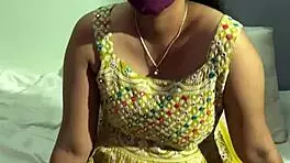 My Hot Indian Girlfriend's First Time Experience