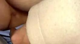 Novinha asiatica fodendo sem camisinha com motorista de aplicativo