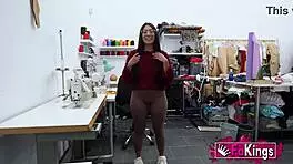 Young Babe Lara Rey Shows What Happens After Lessons