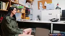 Teen shoplifter propose a blowjob and fuck after caught