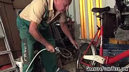 Peeing Teen 18+ Fucks Grandpa