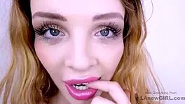 Blonde bombshell at modeling audition